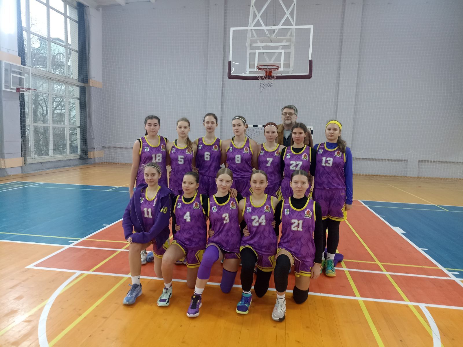 ХАІ та дніпровська СДЮСШОР №5-ДФКС пробились до півфіналу ВЮБЛ серед дівчат 2009 року