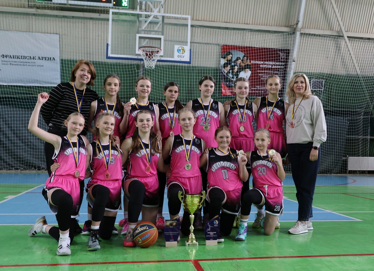 ДЮСШ Нововолинськ — чемпіонки ВЮБЛ серед дівчат 2013 року народження