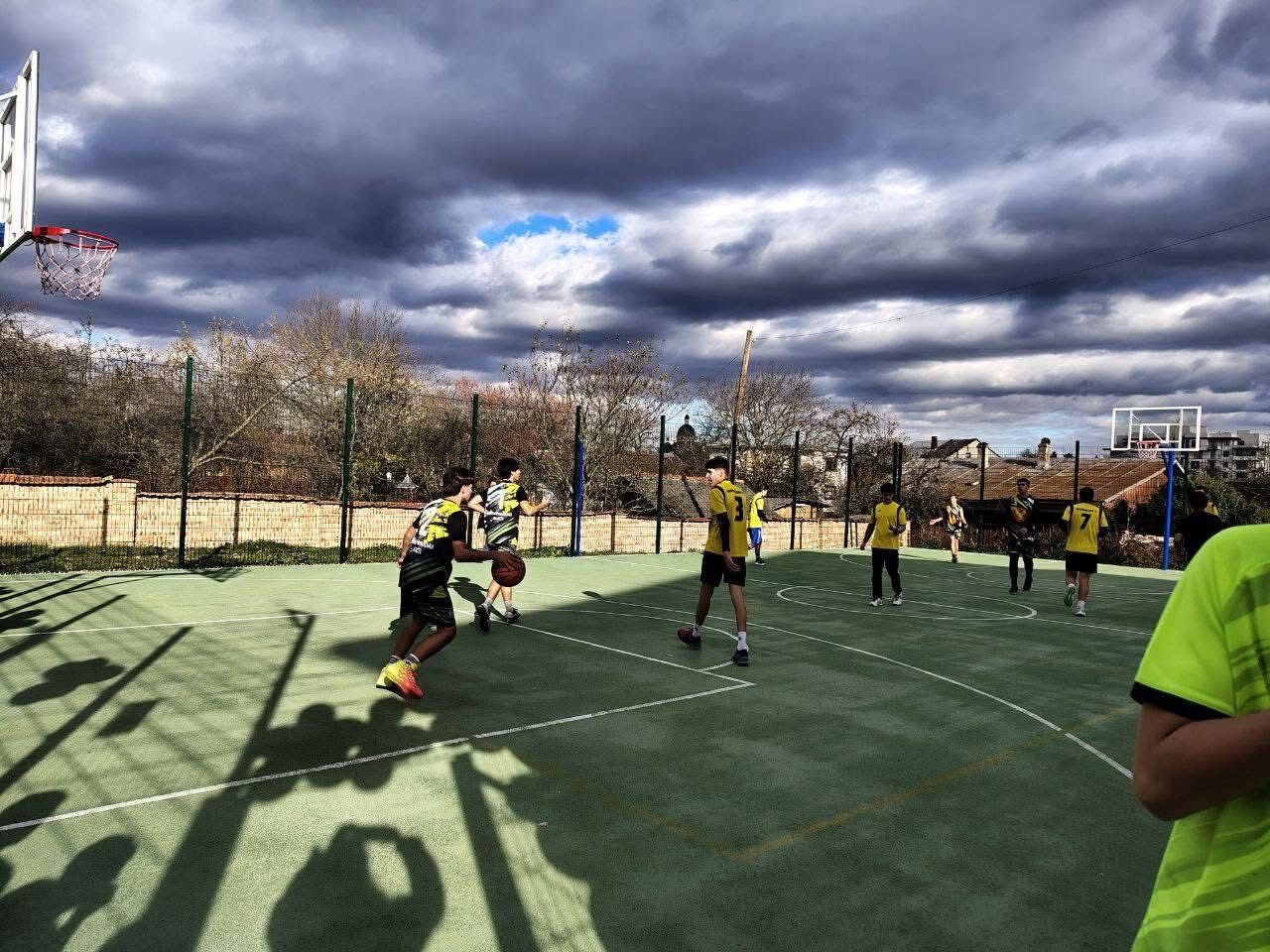 На Франківщині на новому майданчику провели дитячий турнір Коломийська осінь