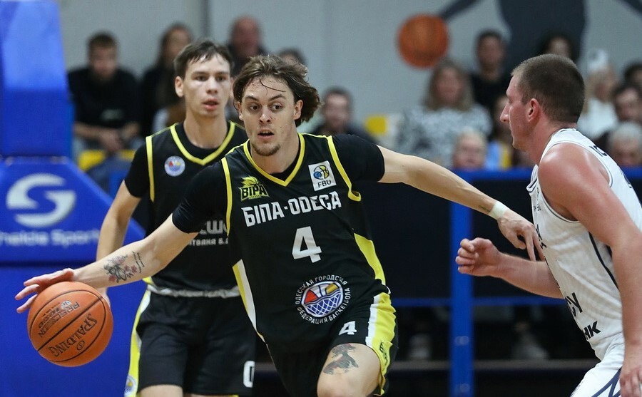 Вища ліга: Самбір і Хмельницький почали сезон з перемоги