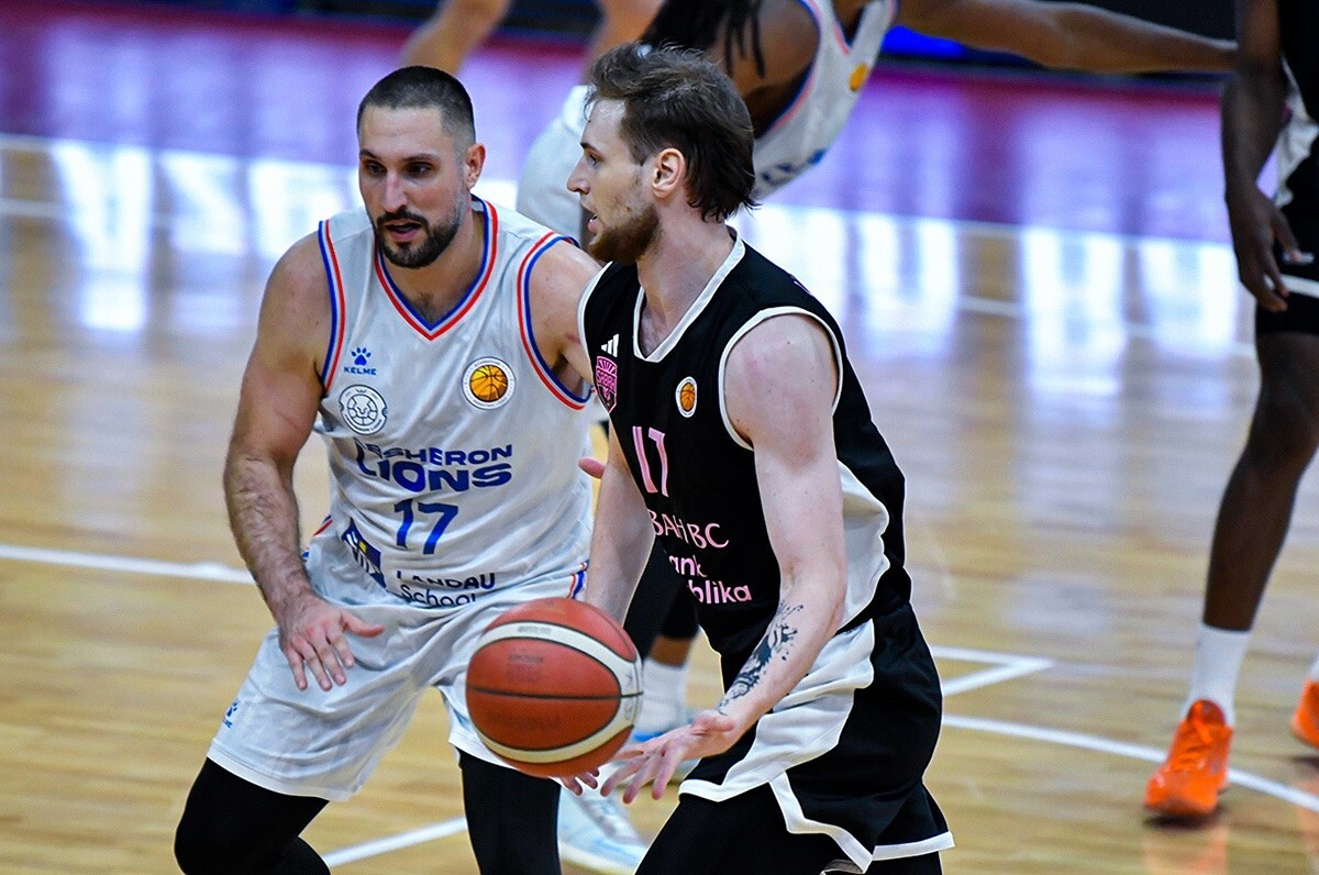 Українці за кордоном: Войналович набрав 17 очок, у Ковальова 11 очок в Німеччині