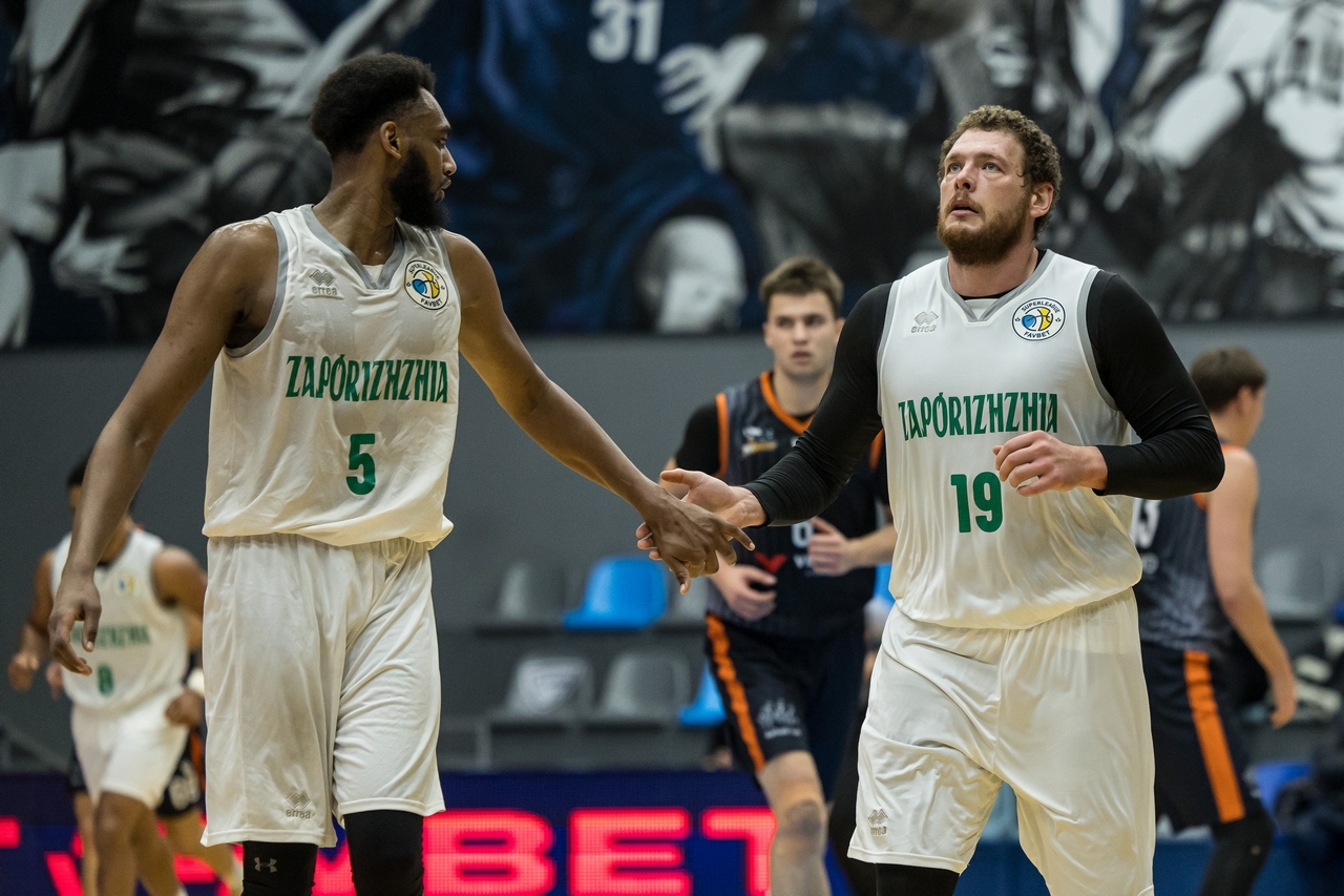 Запоріжжя впевнено обіграло Черкаські Мавпи