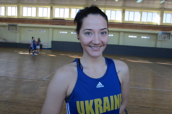 Олеся Малашенко: з нетерпінням чекаю, коли трибуни вигукнуть "У-КРА-Ї-НА!"
