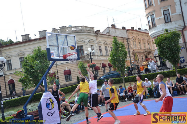 У фіналі чемпіонату України з баскетболу 3х3 окрім переможців етапів змагатимуться вищі за рейтингом